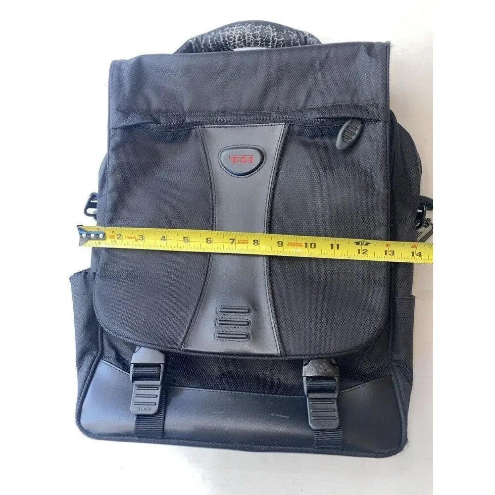 TUMI BLACK NYLON BACKPACK SHOULDER MESSENGER BAG 589C Computer padded